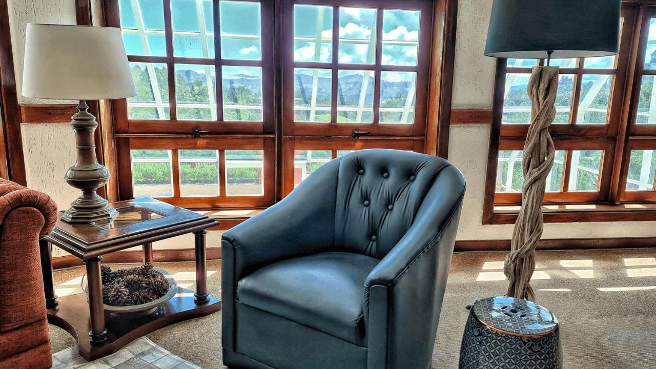 Duplex Luxo Com Piscina Aquecida, Lareira E Wifi Appartement Campos do Jordão Buitenkant foto