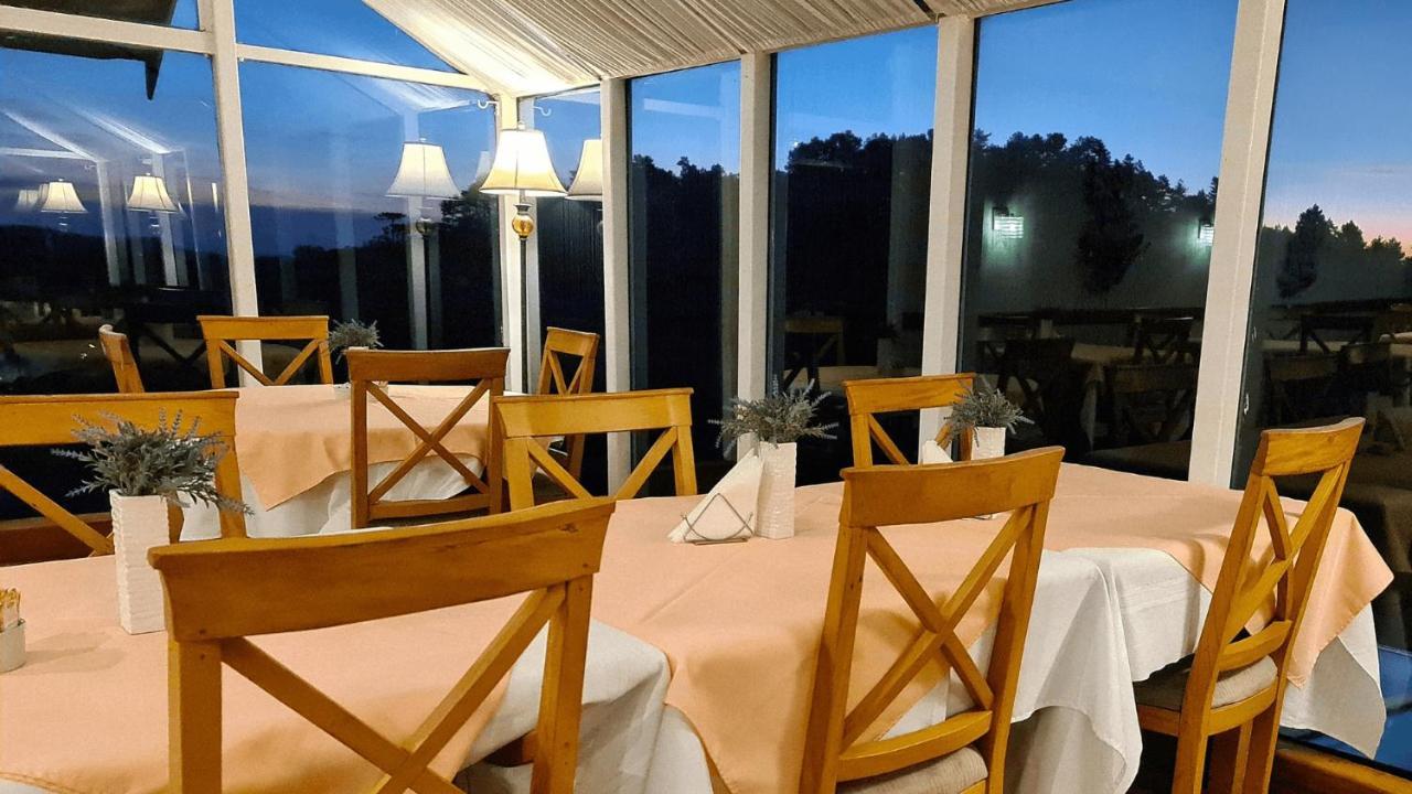 Duplex Luxo Com Piscina Aquecida, Lareira E Wifi Appartement Campos do Jordão Buitenkant foto
